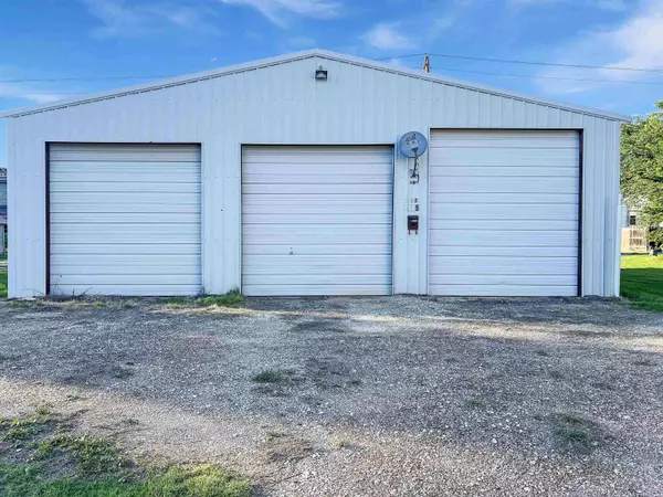 2005 Santa Fe, Waynoka, OK 73717