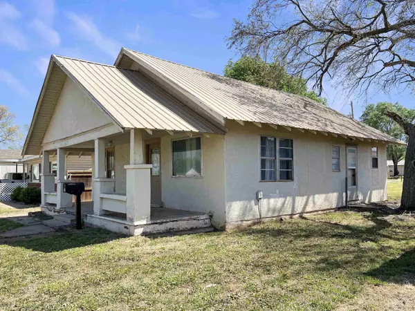 407 Barnes, Alva, OK 73717-1137