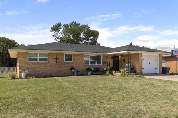 707 Sunset, Alva, OK 73717