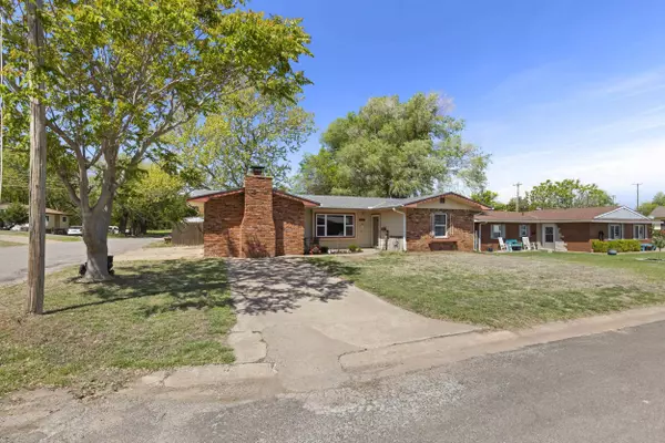 1129 2nd Street, Alva, OK 73717