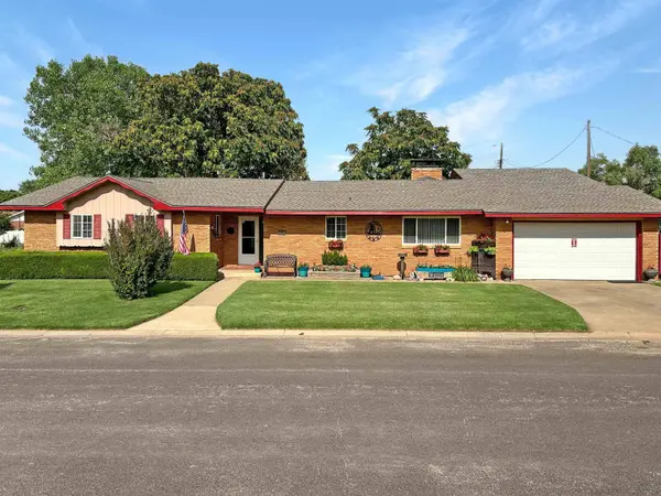 1202 2nd, Alva, OK 73717