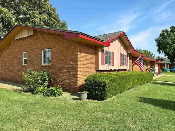 1202 2nd, Alva, OK 73717