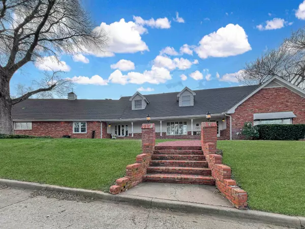 701 13th Street 13th, Alva, OK 73717