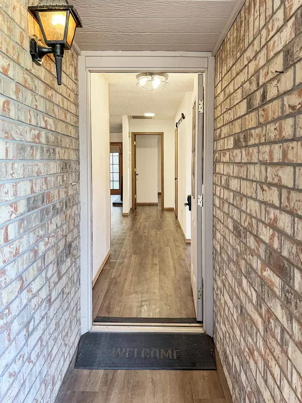 723 Maple, Alva, OK 73717