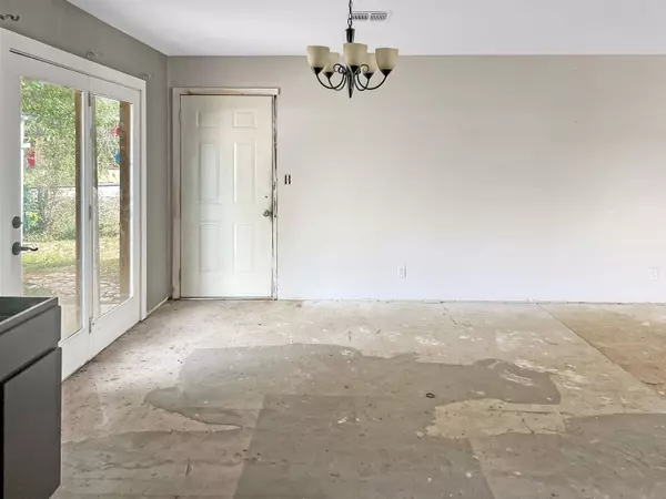 814 Sherman, Alva, OK 73717