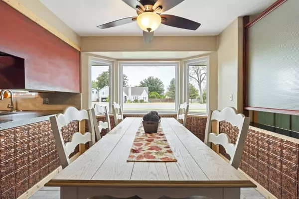 1215 S Grand Ave., Cherokee, OK 73728