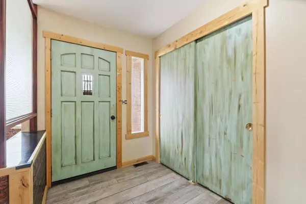 1215 S Grand Ave., Cherokee, OK 73728