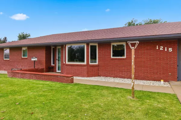 1215 S Grand Ave., Cherokee, OK 73728