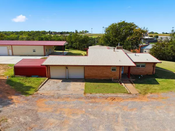 1301 S 8th, Alva, OK 73717