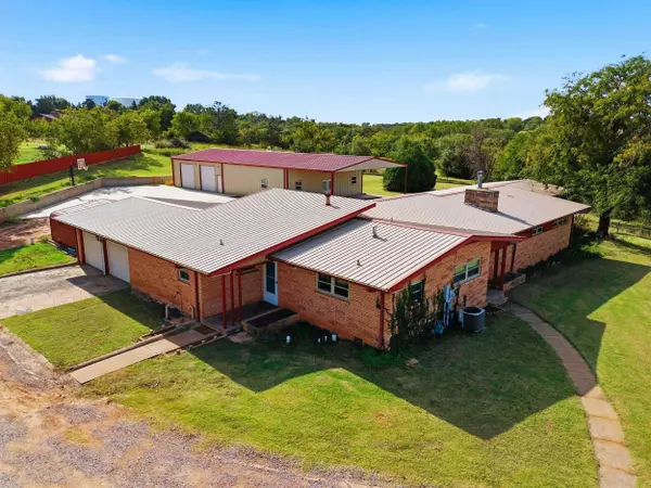 1301 S 8th, Alva, OK 73717