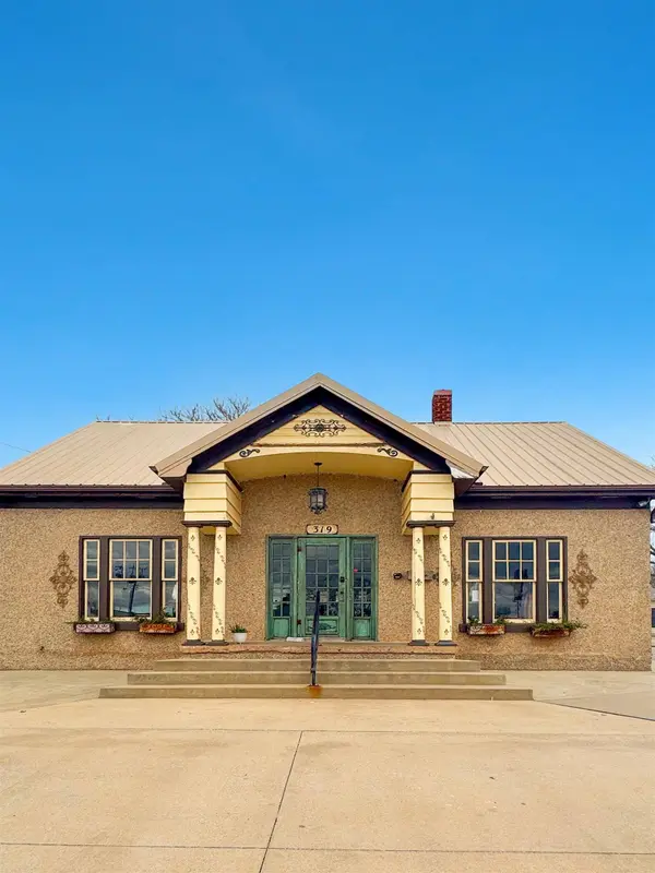 319 Oklahoma Blvd., Alva, OK 73717