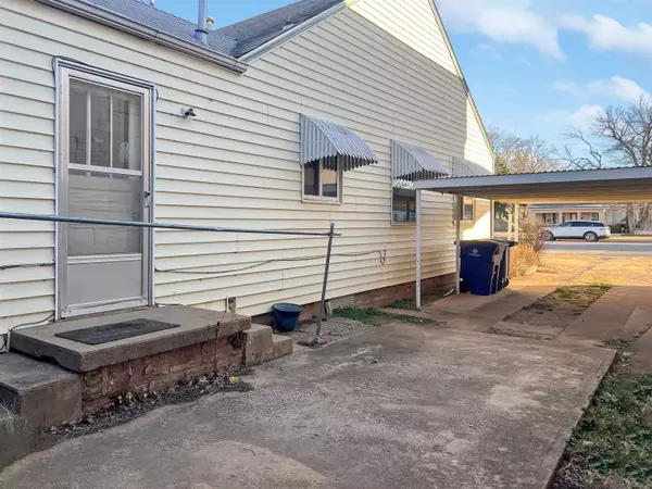 112 Flynn, Alva, OK 73717