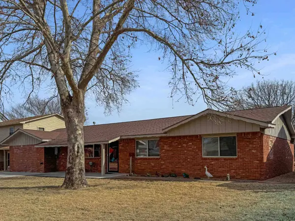 722 Logan, Alva, OK 73717-2438