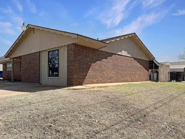 103 Birch, Alva, OK 73717