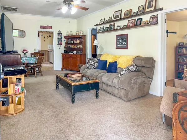 1008 Locust, Alva, OK 73717