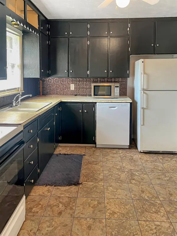 815 N Sunset, Alva, OK 73717