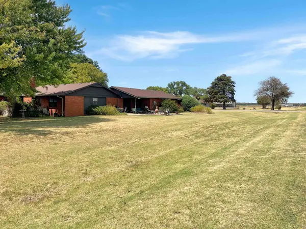 3181 Douglas Ave., Alva, OK 73717
