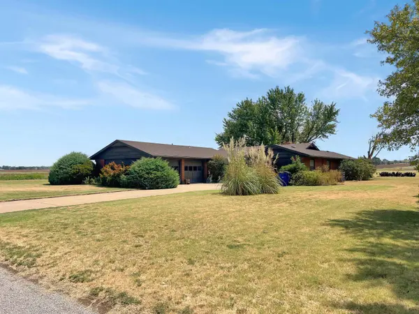 3181 Douglas Ave., Alva, OK 73717