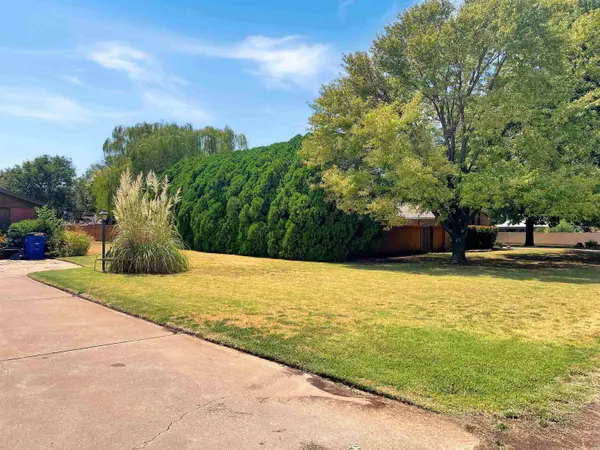3181 Douglas Ave., Alva, OK 73717