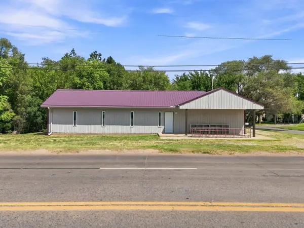 4 Oklahoma Blvd.