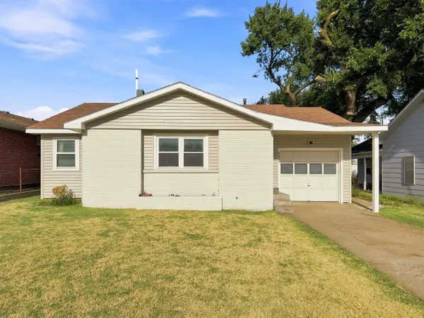 827 2nd St., Alva, OK 73717