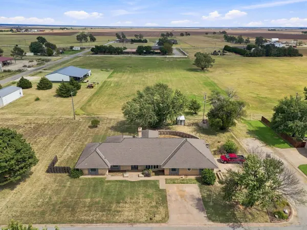 1020 Hadwiger Dr., Cherokee, OK 73717