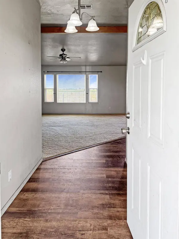 22950 E 1130 Rd, Bessie, OK 73622