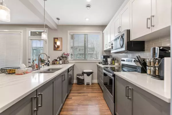 19618 42 ST Southeast, Calgary, AB T3M 3A7