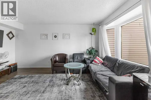 109 Falshire Terrace NE, Calgary, AB T2G5K9