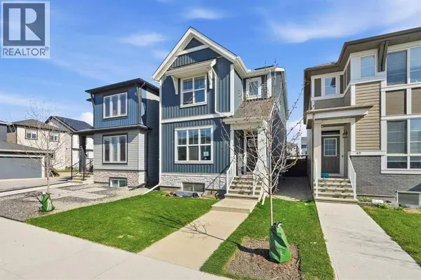 44 Amblefield Avenue NW, Calgary, AB T3P2C1