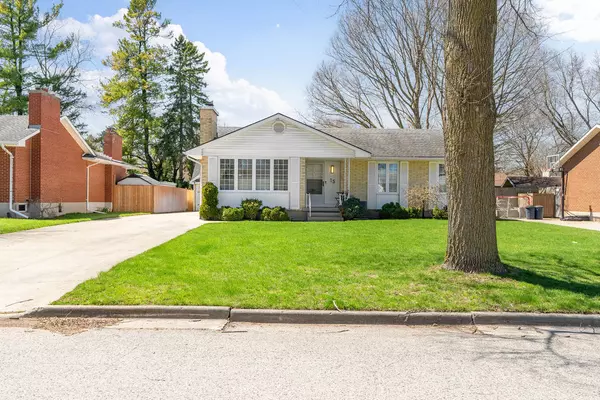 London, ON N5X 1S7,15 McLeod Cres