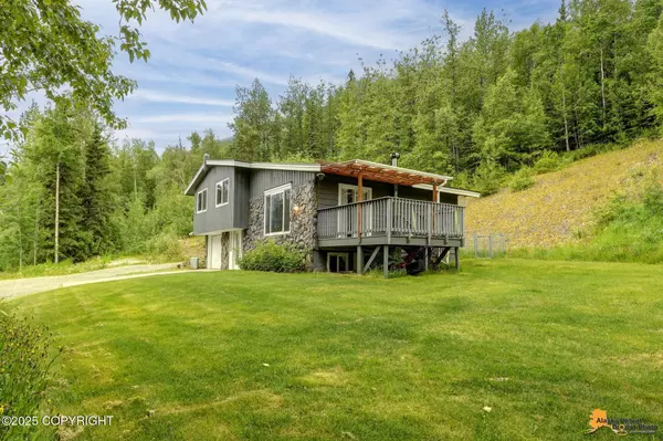 23315 Lower Terrace ST, Eagle River, AK 99577