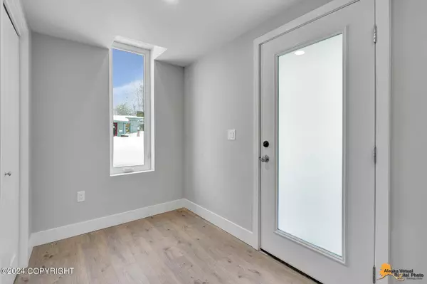 793 Station LN #A13, Anchorage, AK 99501