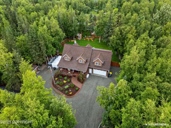 4051 Twilight LN, Anchorage, AK 99516