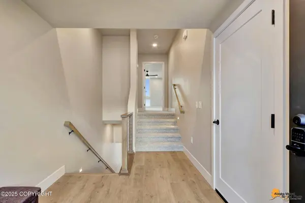 725 Station LN #A6, Anchorage, AK 99501