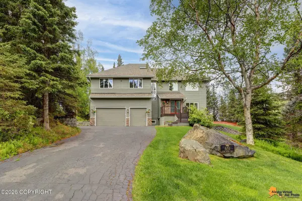 6151 Alpine Woods DR, Anchorage, AK 99516