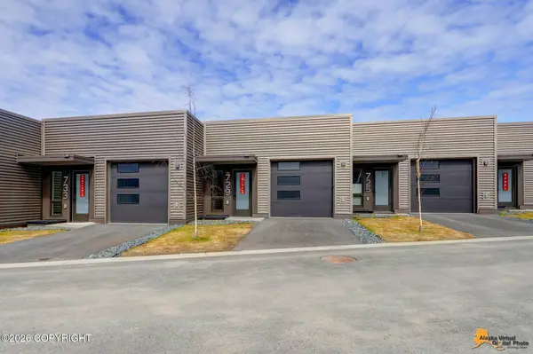 733 Station LN #A8, Anchorage, AK 99501