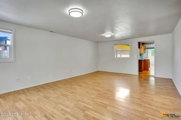 1503 Nunaka DR, Anchorage, AK 99504