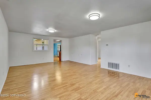 1503 Nunaka DR, Anchorage, AK 99504
