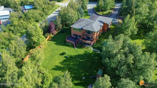 12400 Turks Turn ST, Anchorage, AK 99518