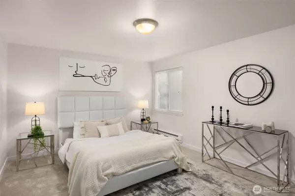 700 Front ST S #E101, Issaquah, WA 98027