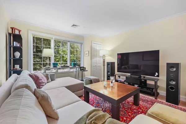 2 Homestead Lane #410, Greenwich, CT 06831