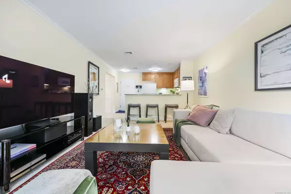 2 Homestead Lane #410, Greenwich, CT 06831