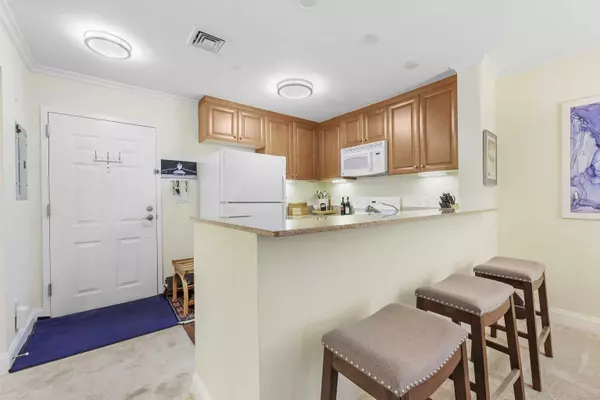 2 Homestead Lane #410, Greenwich, CT 06831