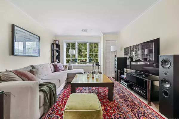 2 Homestead Lane #410, Greenwich, CT 06831