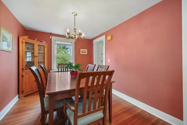 28 Leonard Street, Stamford, CT 06906