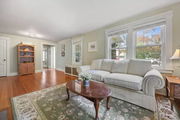 28 Leonard Street, Stamford, CT 06906