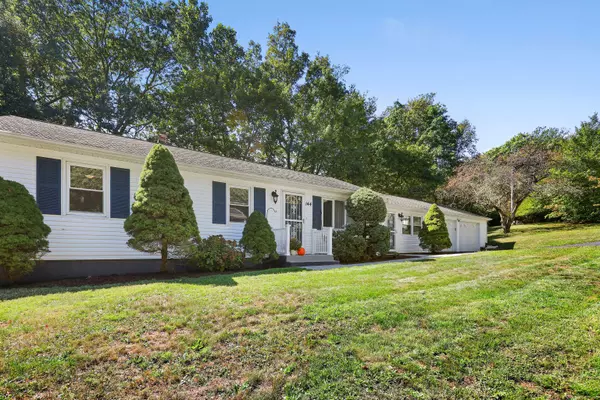 144 Mueller Drive, Hamden, CT 06514