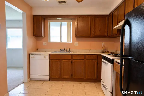 140 Thompson Street #31B, East Haven, CT 06513