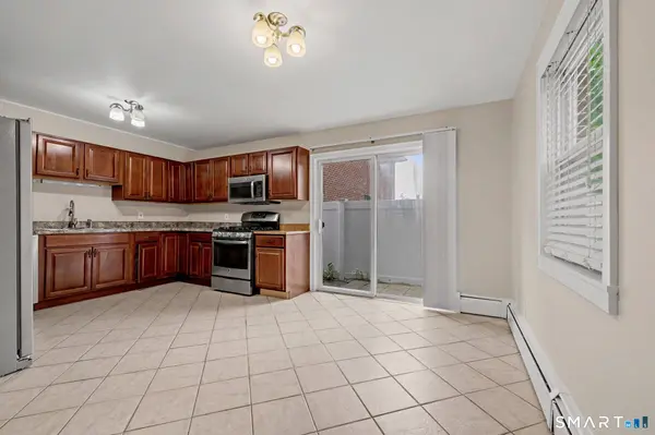 77 Webb Avenue #8, Stamford, CT 06902